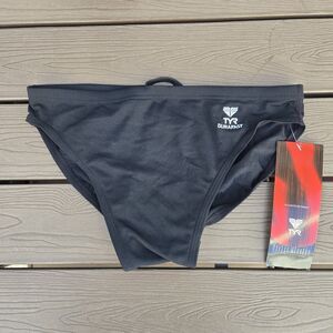 TYR Boys Mens Solid Black Durafast Racer Swim Briefs Size 30 New 1.5 inch Side